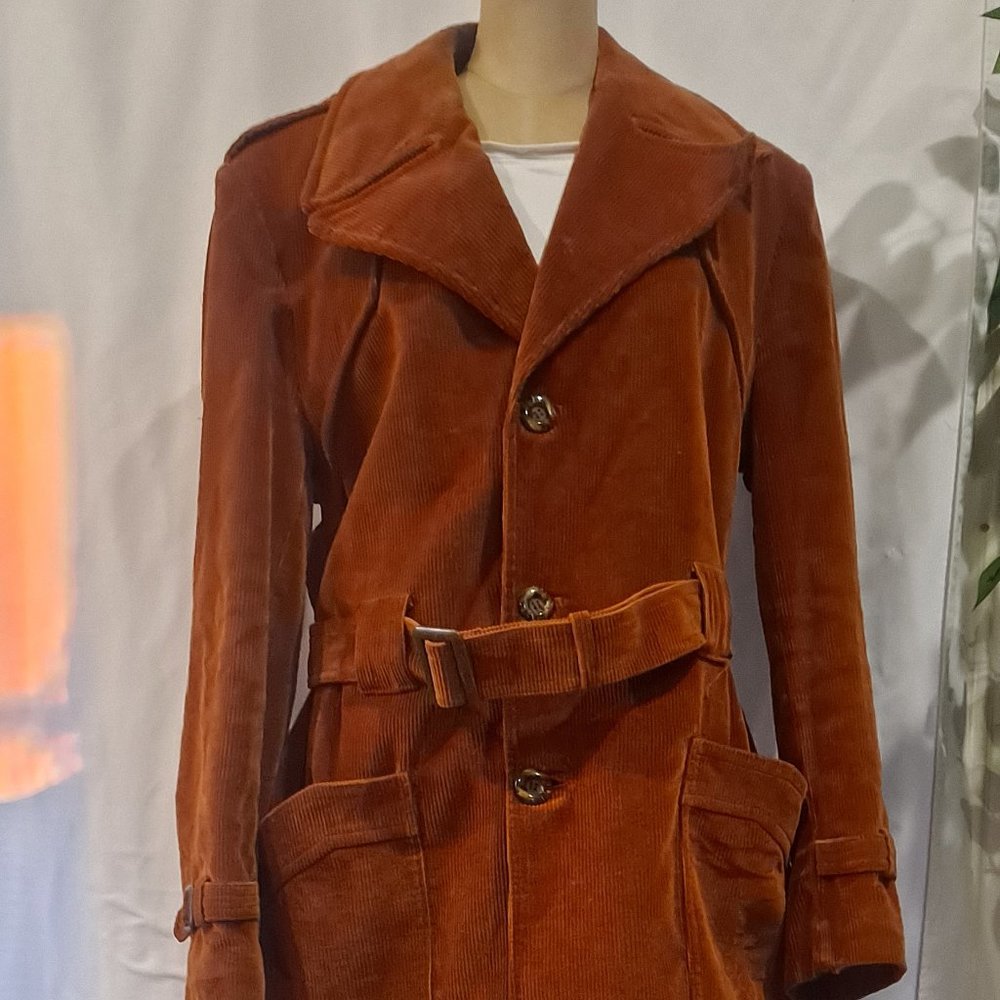 GREAT 1970'S VINTAGE SEAR'S MEN'S CORDUROY COAT. MAKE A GREAT COSTUME!!!!